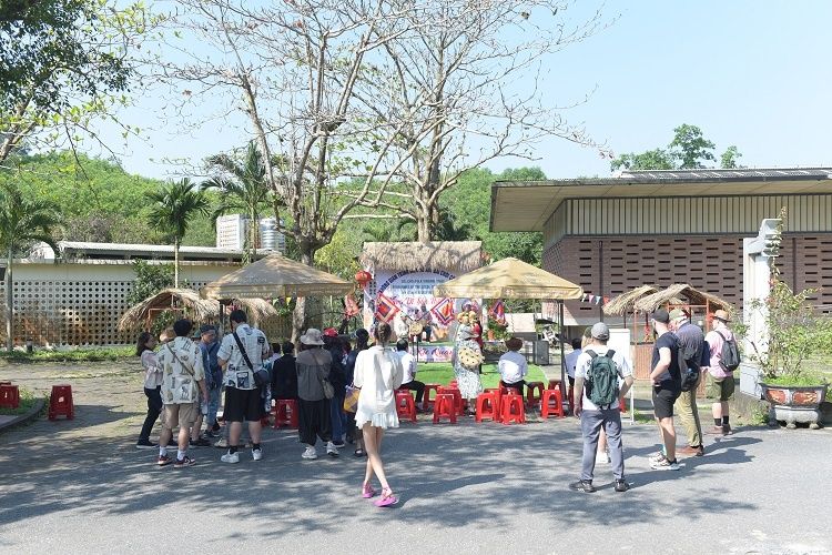 Đưa sản phẩm hô hát bài chòi vào phục vụ du khách