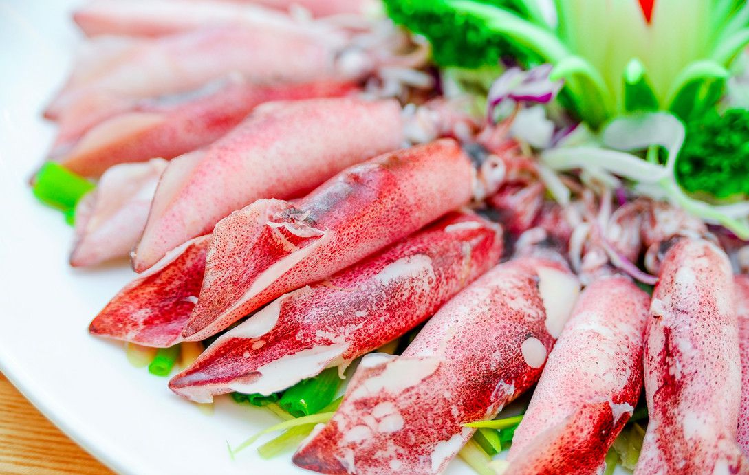 Mực cơm biển ngang